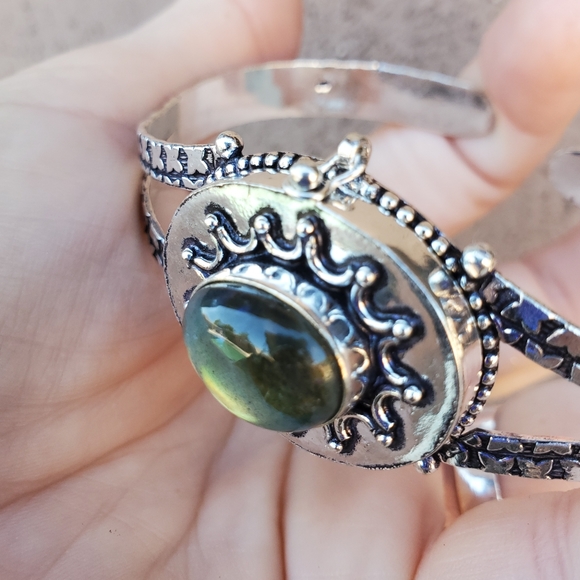 New Unique Labradorite 925 Silver Poison Cuff Bracelet. - Picture 13 of 16